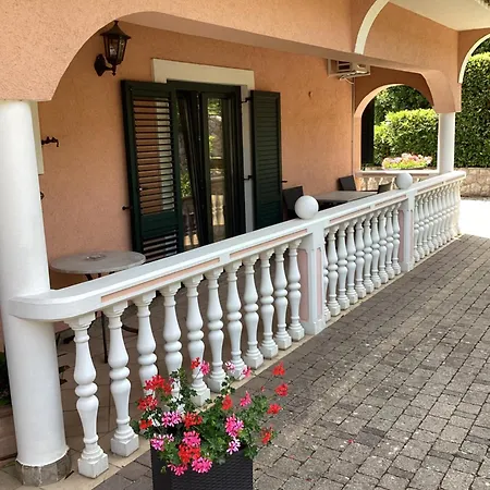 فندق مبيت وإفطار Iris Mošćenička Draga