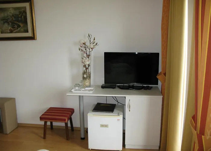 Iris Panzió Mošćenička Draga