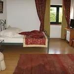 Iris Mošćenička Draga