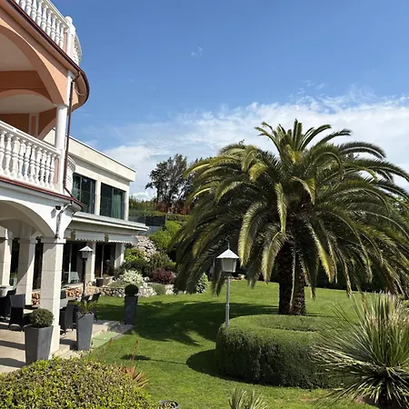 Iris Bed & Breakfast