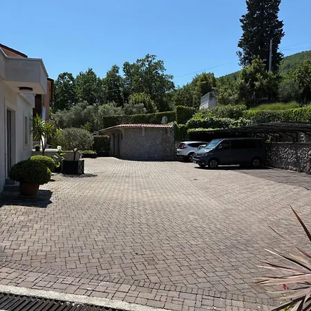 Iris Mošćenička Draga