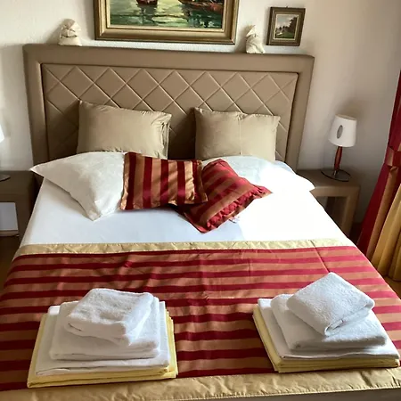 Iris Bed & Breakfast