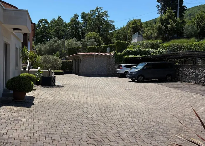 Iris Mošćenička Draga