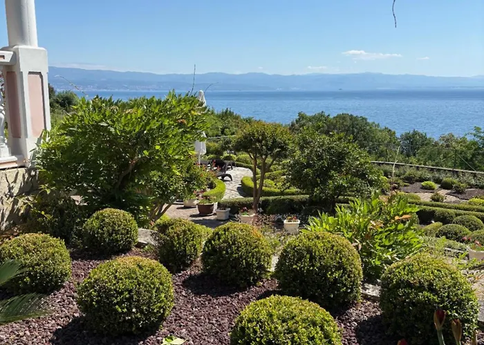 Bed & Breakfast Iris 3*