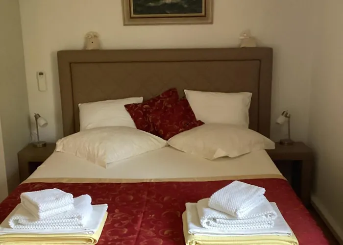 Iris Bed & Breakfast