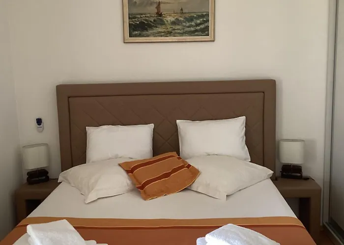 Iris Bed & Breakfast