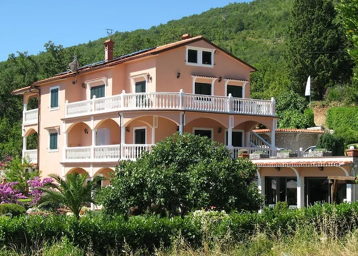 Iris Mošćenička Draga