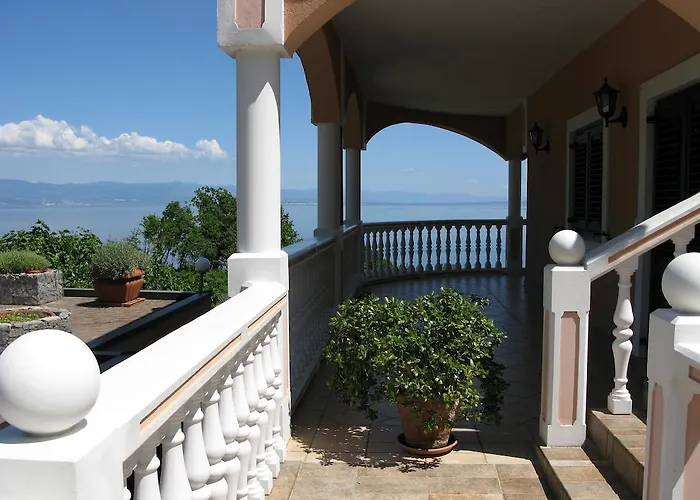 Iris Bed & Breakfast