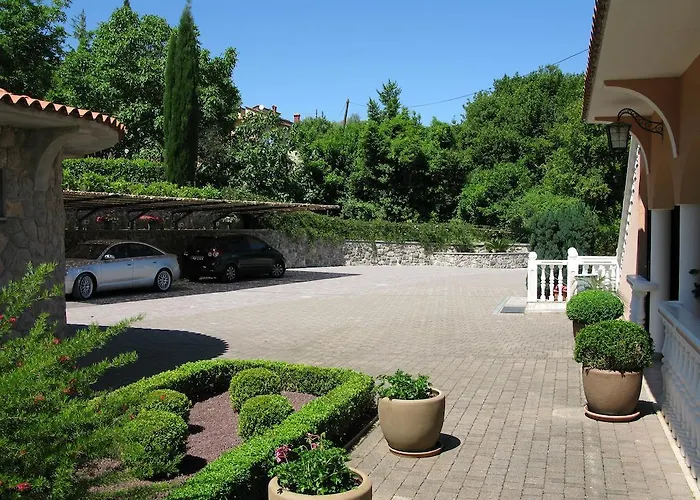 Iris 3* Mošćenička Draga